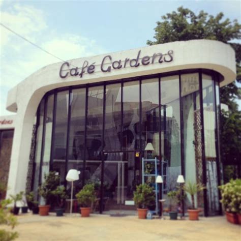 Cafe gardens batumi